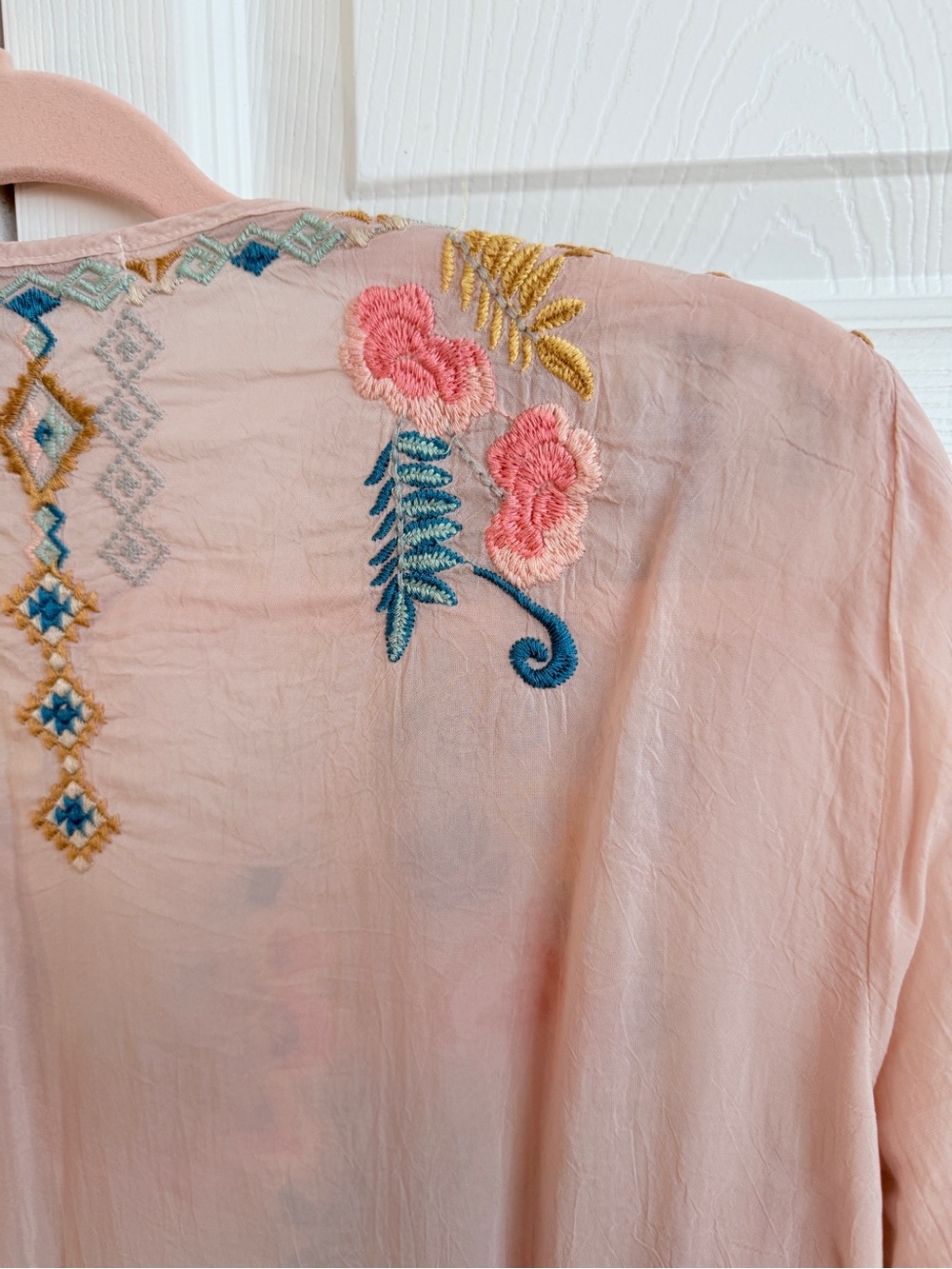 Johnny Was Silk Dusty Pink Embroidered Tunic M - Picture 9 of 13